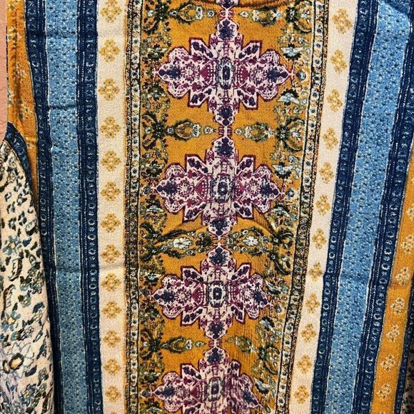 Pink Rose Multi Color Sleeveless Tank
with Keyhole Back Closure - Picture 6 of 7